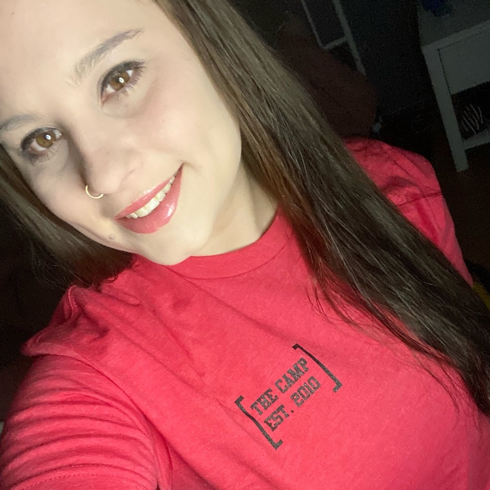 Meet your Posher, Alyssa